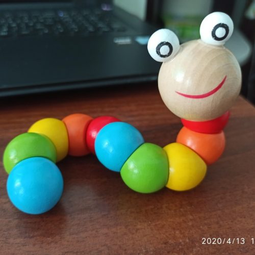 nicebands Toy Caterpillar, Simulation Caterpillar Wooden Twisted Worms Children Early Educational Toys for 1 2 3 Children & Kids Boys and Girls photo review